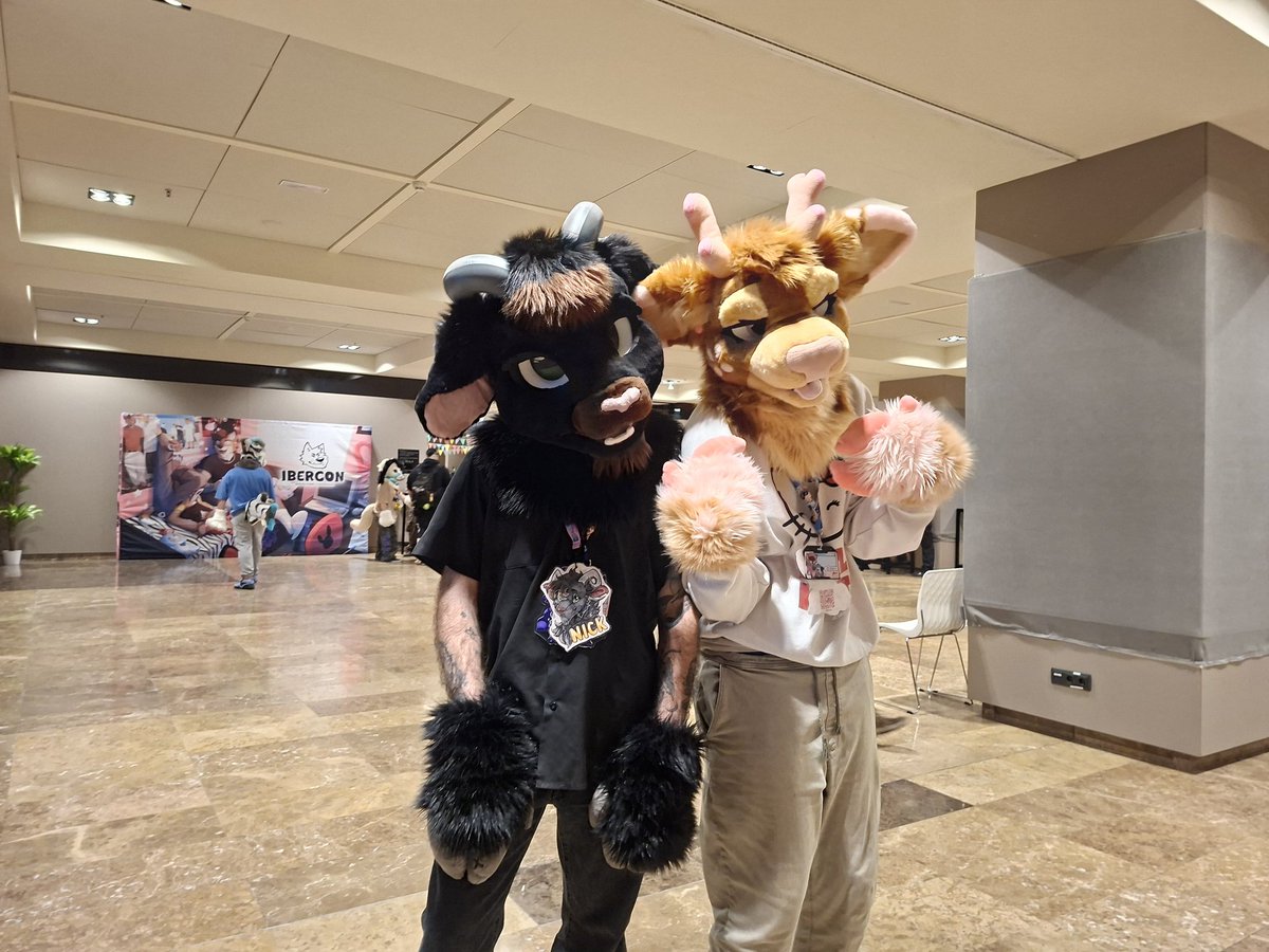 Pink_Deer_Mochi's tweet image. 🦌🐐

🐐: @NickSatha 

#furryfandom #furry #fursona #fursuit #furryconvention #ibercon