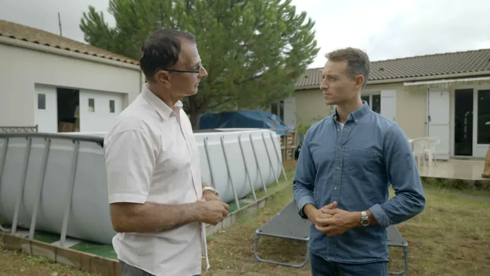 Mediasinfos's tweet photo. C'est ce soir Ă 21H05 que #France5 diffusera un nouveau numĂ©ro inĂ©dit de son Ă©mission #SurLeFront avec @hugoclement qui proposera le thĂ©me suivant: âMon jardin est-il pollué ?â. DĂ©couvrez les premiĂšres images sur notre site ici: https://t.co/XCFEC1fcTW https://t.co/d27VaY5Spv