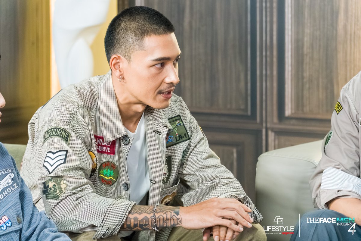 TheFaceThailand's tweet photo. #TEAMPANDA ❤️ ROOM 🛋️

#LIFESTYLEFurniture 
#STYLEmatters 
#เฟอร์นิเจอร์สวย 
#บุญถาวร
#TheFaceMenThailand4 https://t.co/AbqaJv0qhb