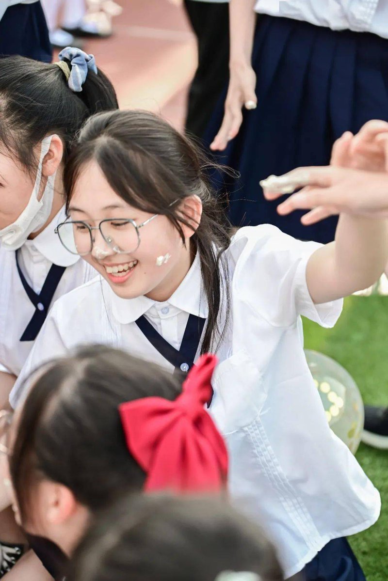 Flora Jiwon Choi tweet media