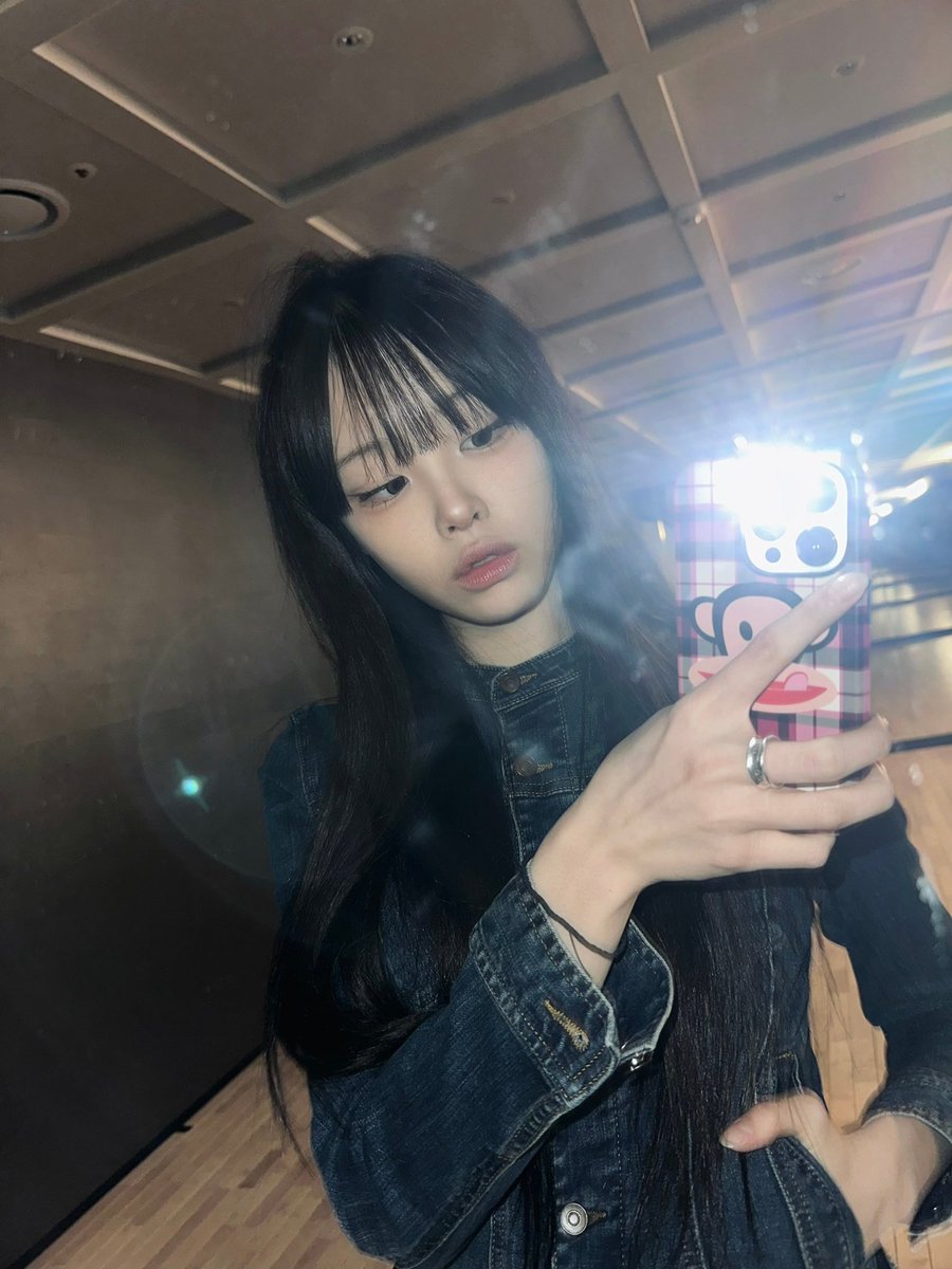 kvzsource's tweet photo. 260504 plus chat - kim yuna https://t.co/jxEuu47i2Q