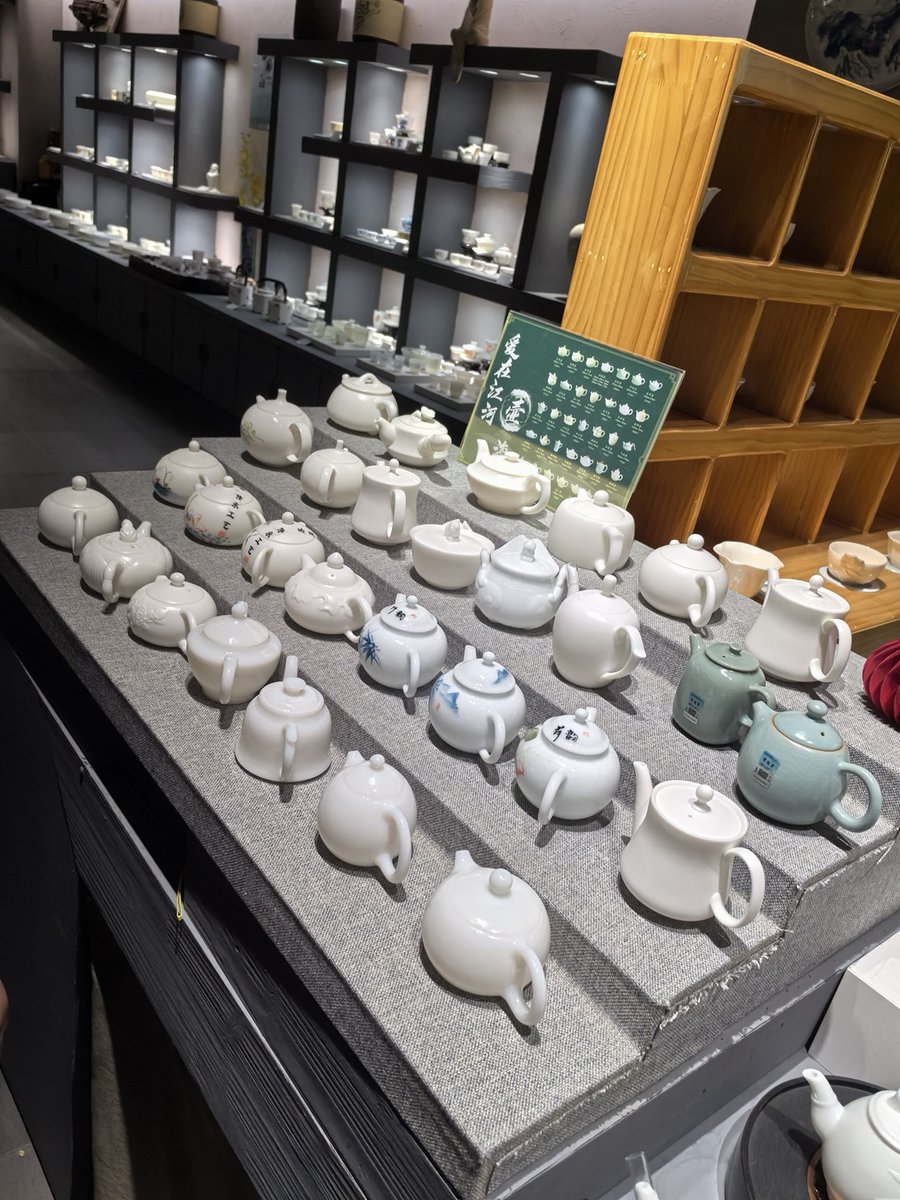 jamycheu's tweet photo. Ceramics https://t.co/pT6BZHrwn0