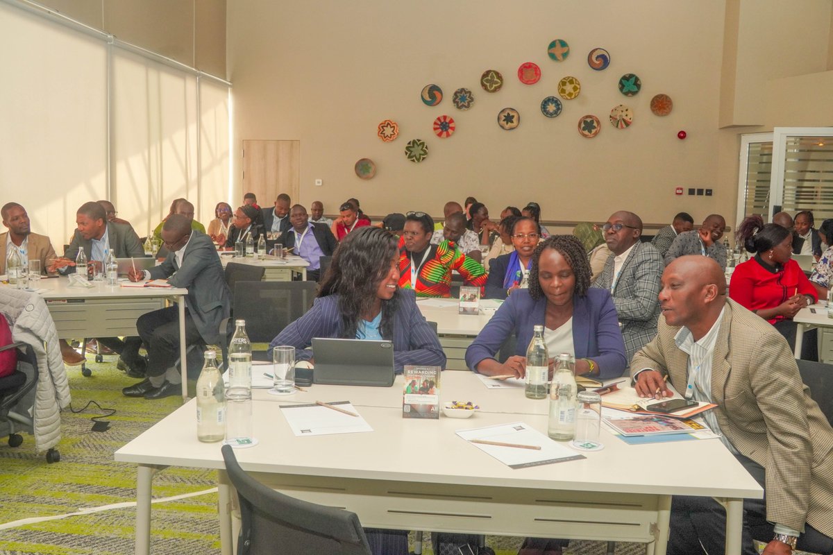 CEJADKenya's tweet photo. We are LIVE at the #ongoing 'Sustainable Solid Waste Governance and Local Democracy Systems' Conference, set to run from the 4th-6th of May in Nairobi, Westlands
#wastegovernance #sustainablewastemanagement #ICLD @ICLD_Sweden https://t.co/74WRcZHTcO