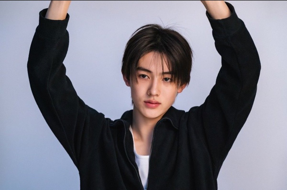 JANGAN CEKEK GW😭😭😭😭😭😭😭😭😭😭😭😭😭JANGAN CEKEK GW😭😭😭😭😭😭😭😭 HI HALO SEONGHYEON ...