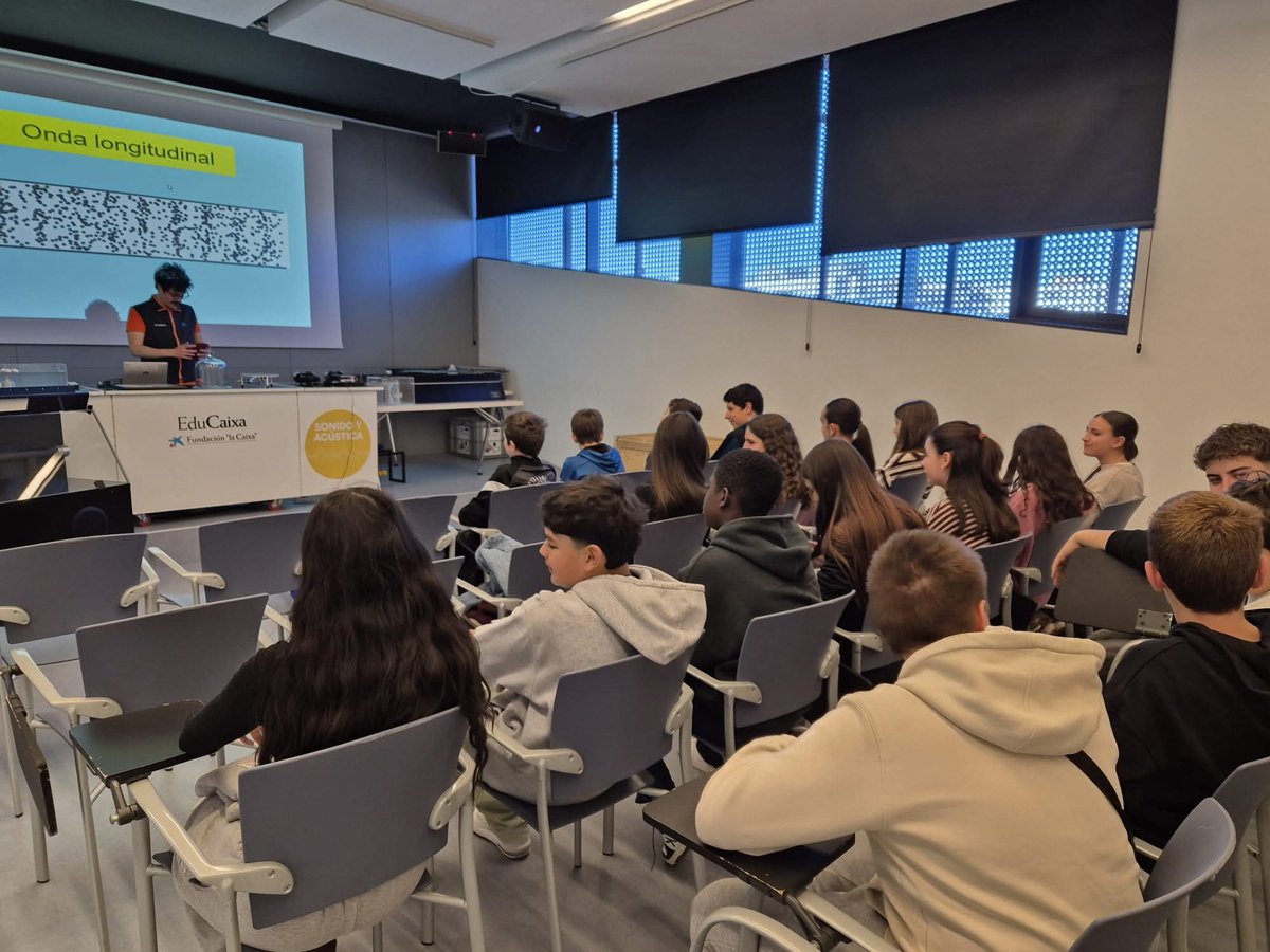 IES Ramón Pignatelli tweet media