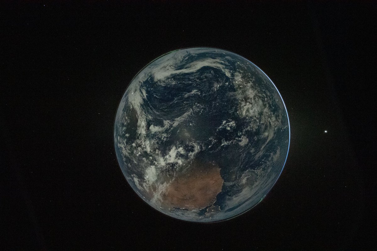 Astropics tweet media