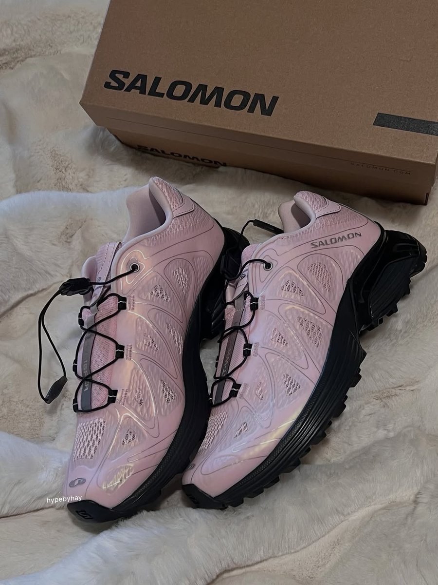 CaminoTV's tweet photo. c'est un trop un bonbon la paire https://t.co/4fyqpaPujC