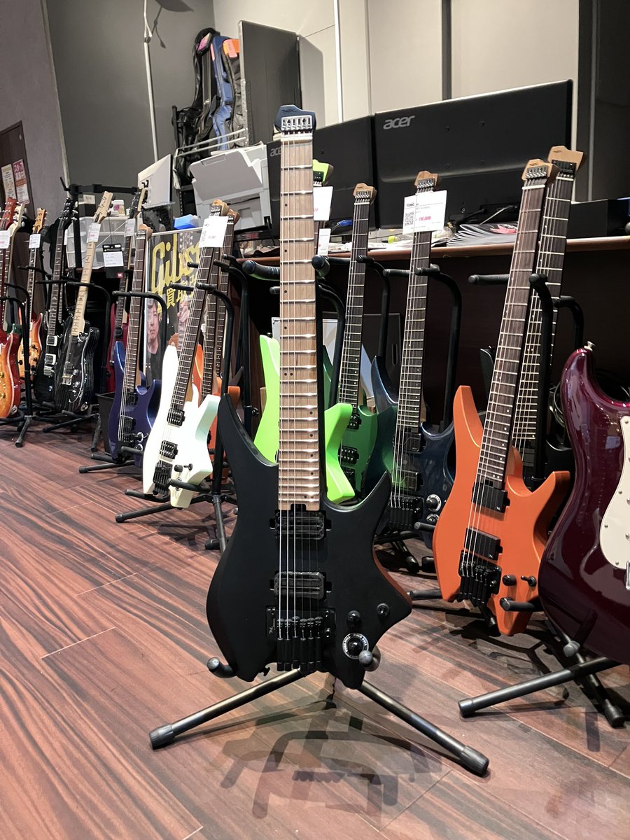 new】HEX Guitars / N500 Black 64,900円HEXのヘッドレスシリーズの一