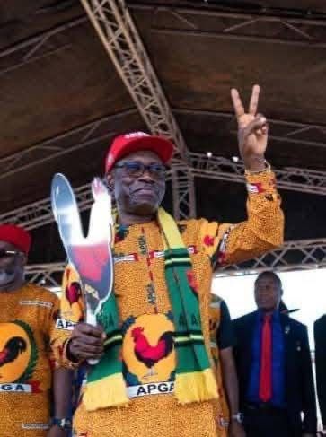 Nwoke Umunri di na Isi-igbo tweet media