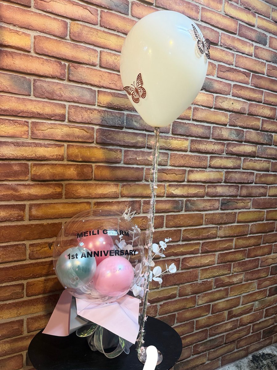 figchim's tweet photo. あやちむさんバルーンショップ始めてます🙂‍↕️
市内の実店舗です。

MEILI CHARM一周年が感慨深くて私からお祝い出させてもらいました🎈今までの衣装のイメージ。
新衣装バージョンもまた作りたいな。

オーダー受付中です(小声) https://t.co/LXfe2lHKjH