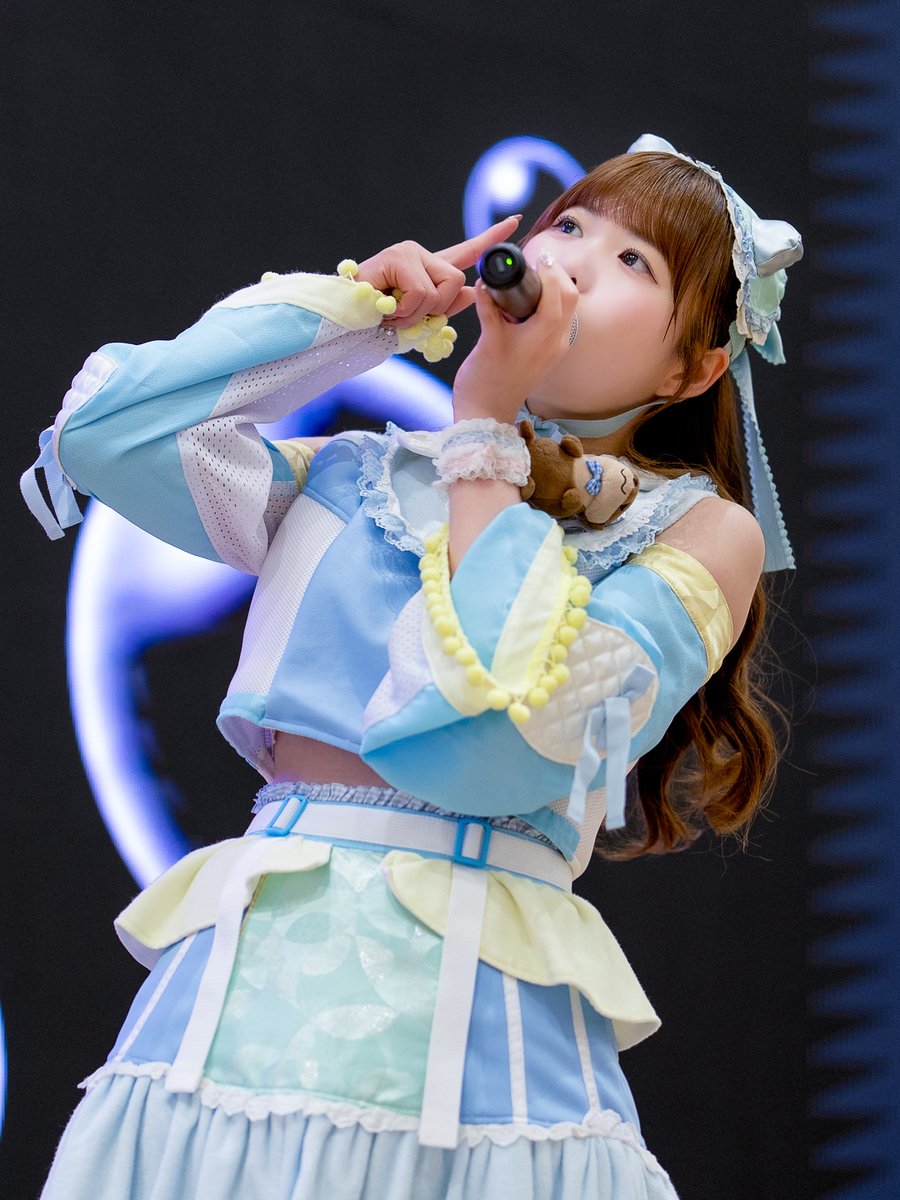 くれのわ tweet media