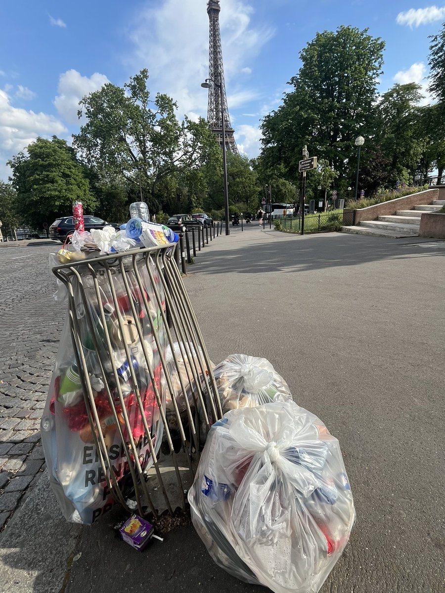 XopheRobin's tweet image. #Paris… Ne pourrait-on remettre un peu de rigueur dans la gestion de cette ville ? @Paris