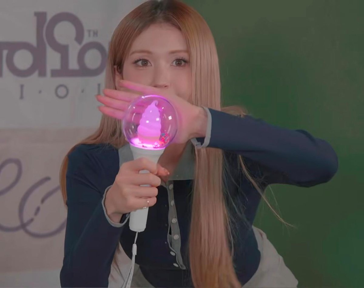 jung chaeyeon files tweet media