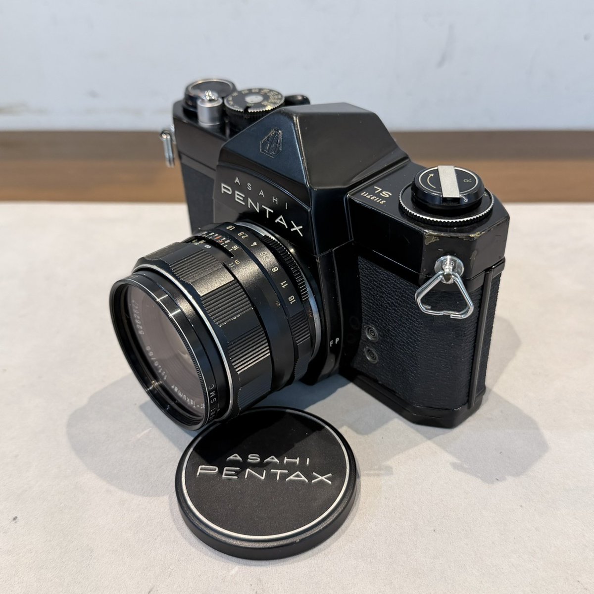 入荷情報】 本日もありがとうございました！ M42マウントで人気の