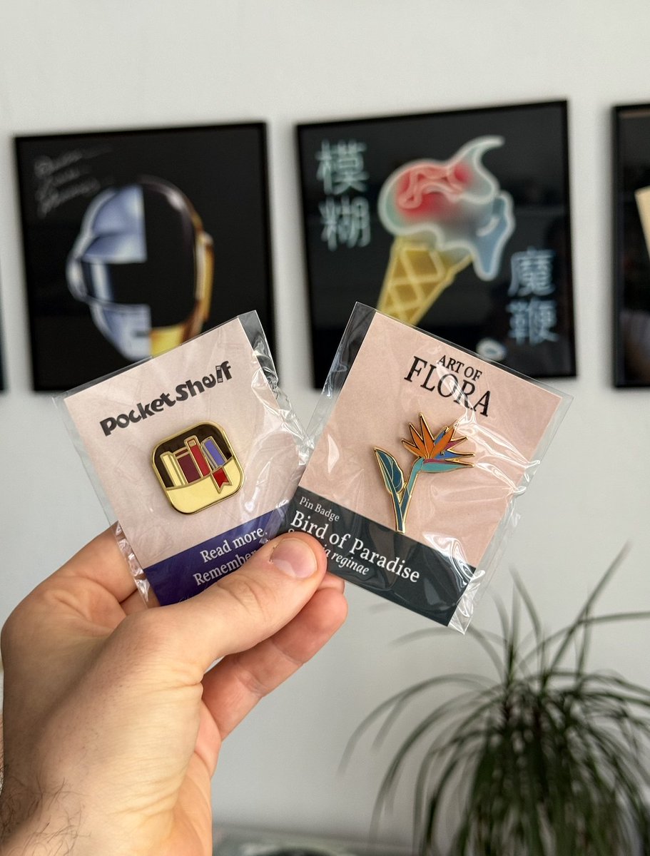 klemensstrasser's tweet image. Pins for #WWDC26 have arrived!! Both for Art of Flora and @PocketShelfApp!

If you want one, find me at #WWDC or another conference 🥳

#indiedev #gamedev #ArtOfFlora