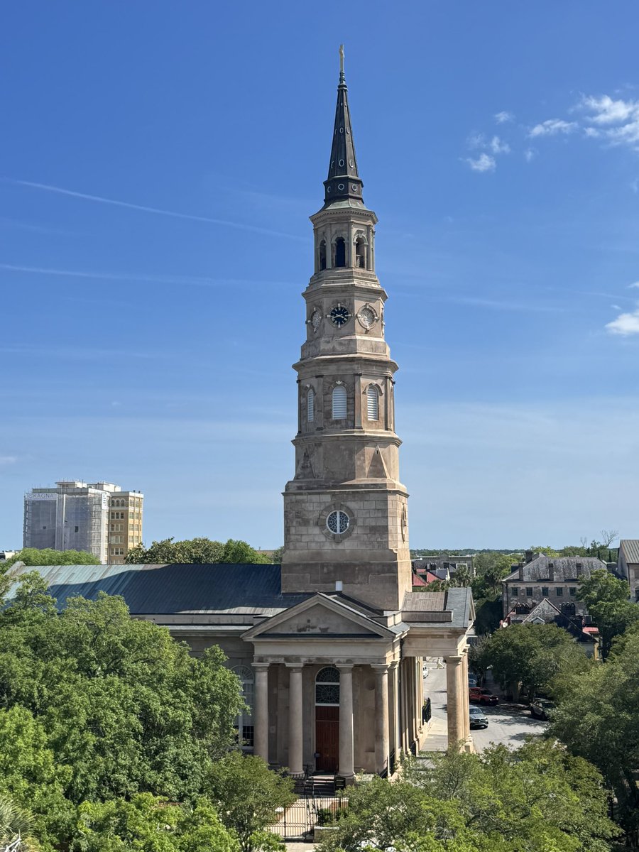 AroundCHS's tweet image. Good morning Charleston, SC 

#charleston #aroundcharleston #churches #southernliving
