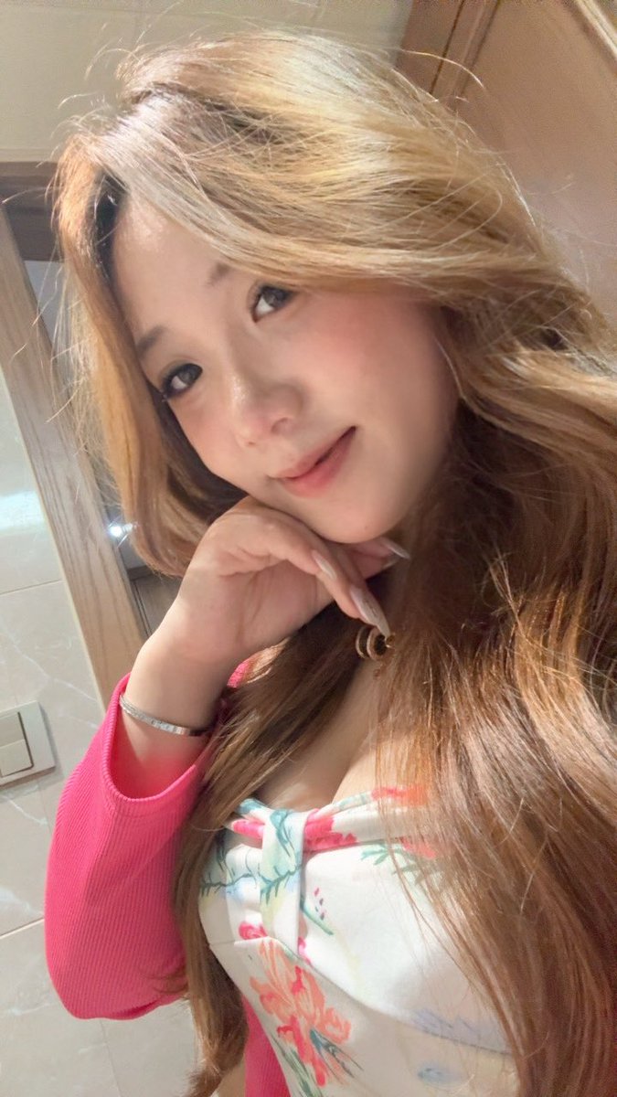 小小kfc tweet media