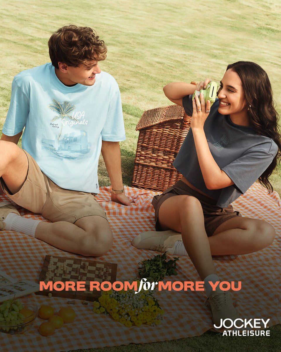 JockeyIndia's tweet image. Time to chill or time to have fun, our oversized tees have room for all your days and moods! 👕

Styles US81 &amp;amp; WZ03

#OversizedTee from Jockey Athleisure
#MoreRoomForMoreYou

[Outerwear collection, Jockey India]