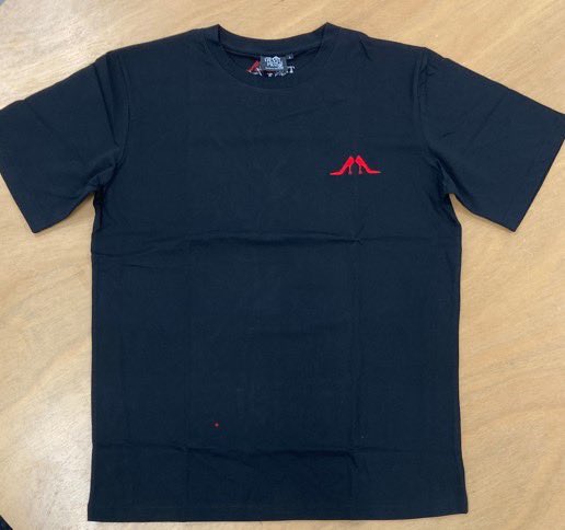 datefmrad's tweet image. 🎁〚RAD ~Radio All Day~ #GIVEAWAY 〛

　👠#プラダを着た悪魔２ Tシャツ👠

抽選で3️⃣名様にプレゼント🎁
ご応募は…
✔︎ Follow!! ▶︎ @datefmrad
✔︎リポスト or #datefmrad 付けてポスト📝 @ladygaga