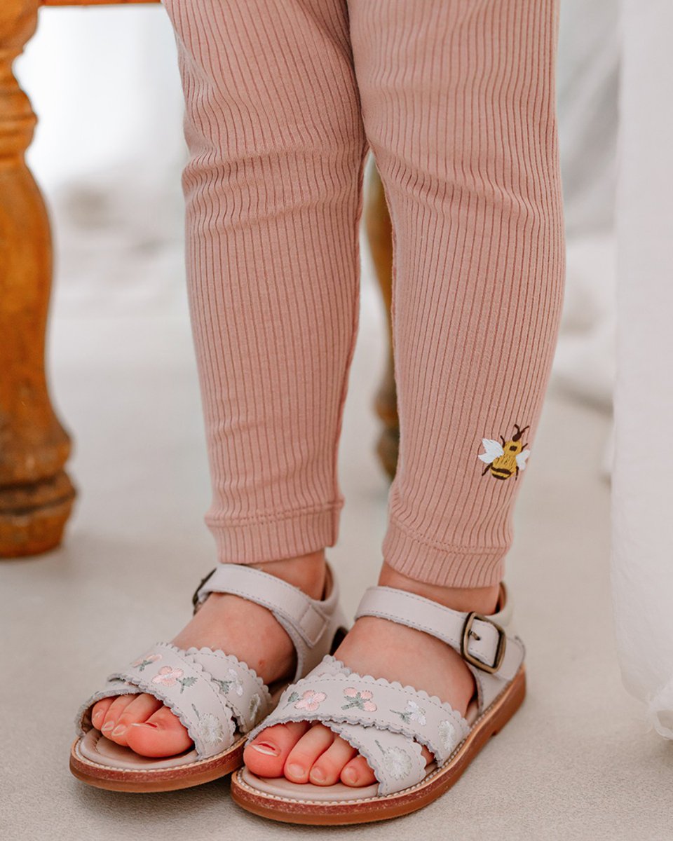 Happyology's tweet photo. Easy days, made easier 🌸 Meet the Avignon Jersey Leggings - soft, stretchy, and built for everyday adventures.

#Happyology #Childrenswear #KidsStyle #BabyFashion #MiniWardrobe #LittleStyle #KidsOOTD #ShopHappyology #SustainableKids #MumsOfInstagram https://t.co/aKB6lPMQrv