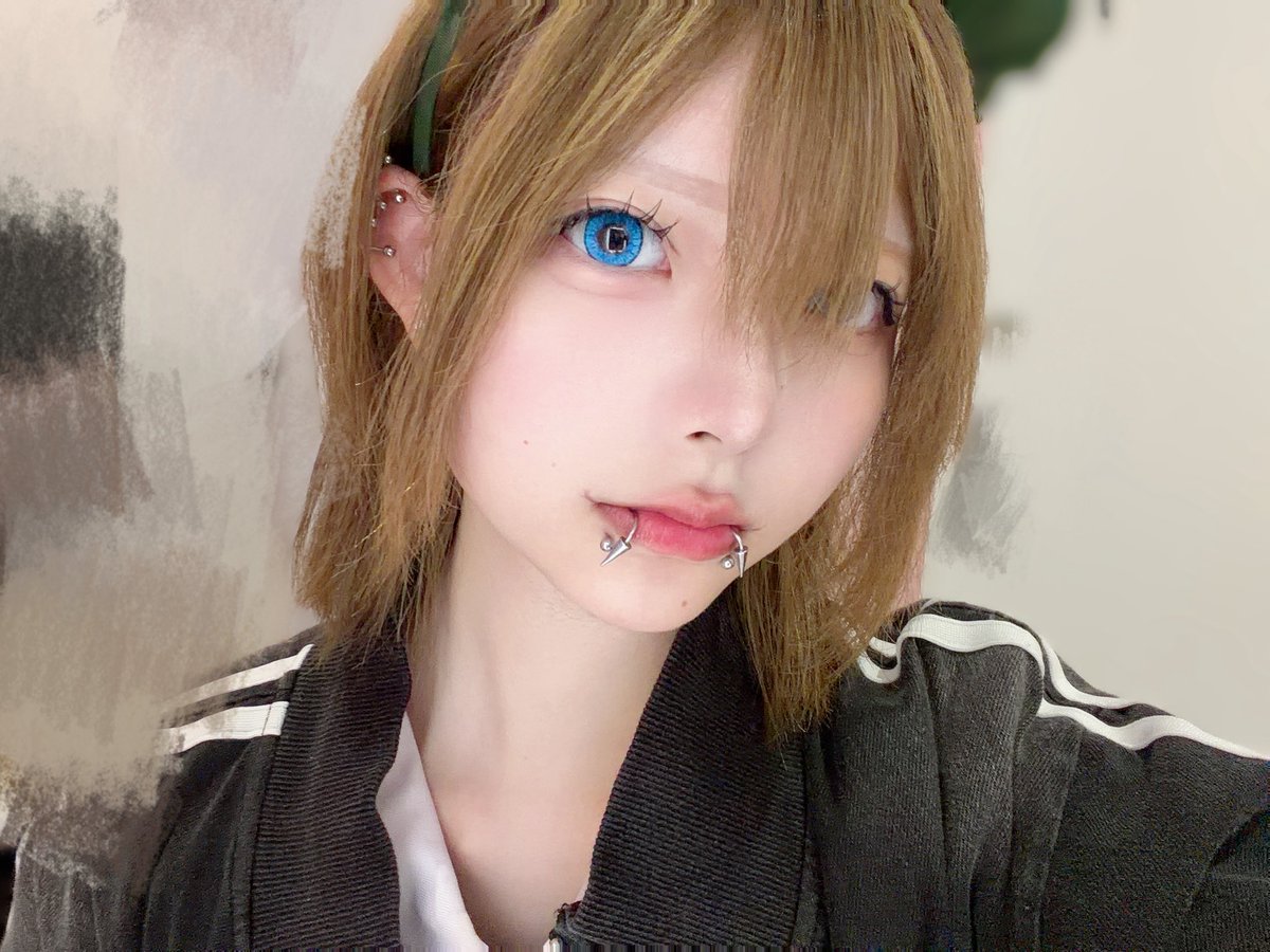 にゃる tweet media