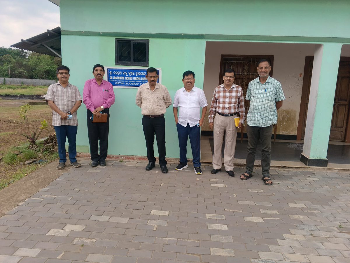 OSIC_Ltd's tweet photo. And discussed  with members of the SPV on the following points like operation management, innovative products, cluster sustainability, emerging challenges, and future technology upgradation programmes.

@GokulanandaBJP @MsmeDepartment
@SmrutiR2009 https://t.co/BLmItBqDPH