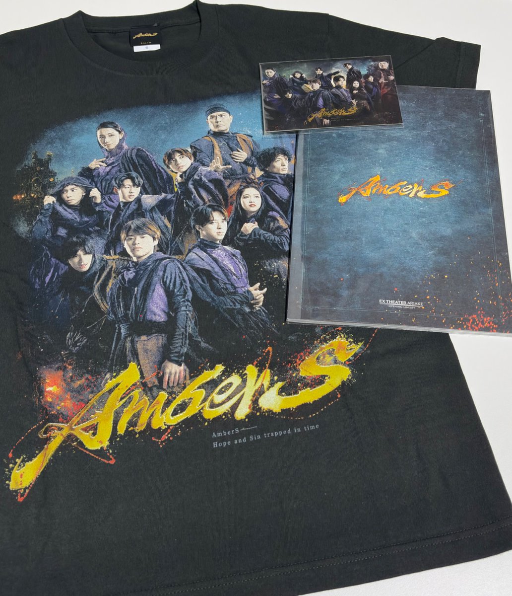 アンバースのグッズ 実物見ると渋めの色味が可愛くてTシャツも買って
