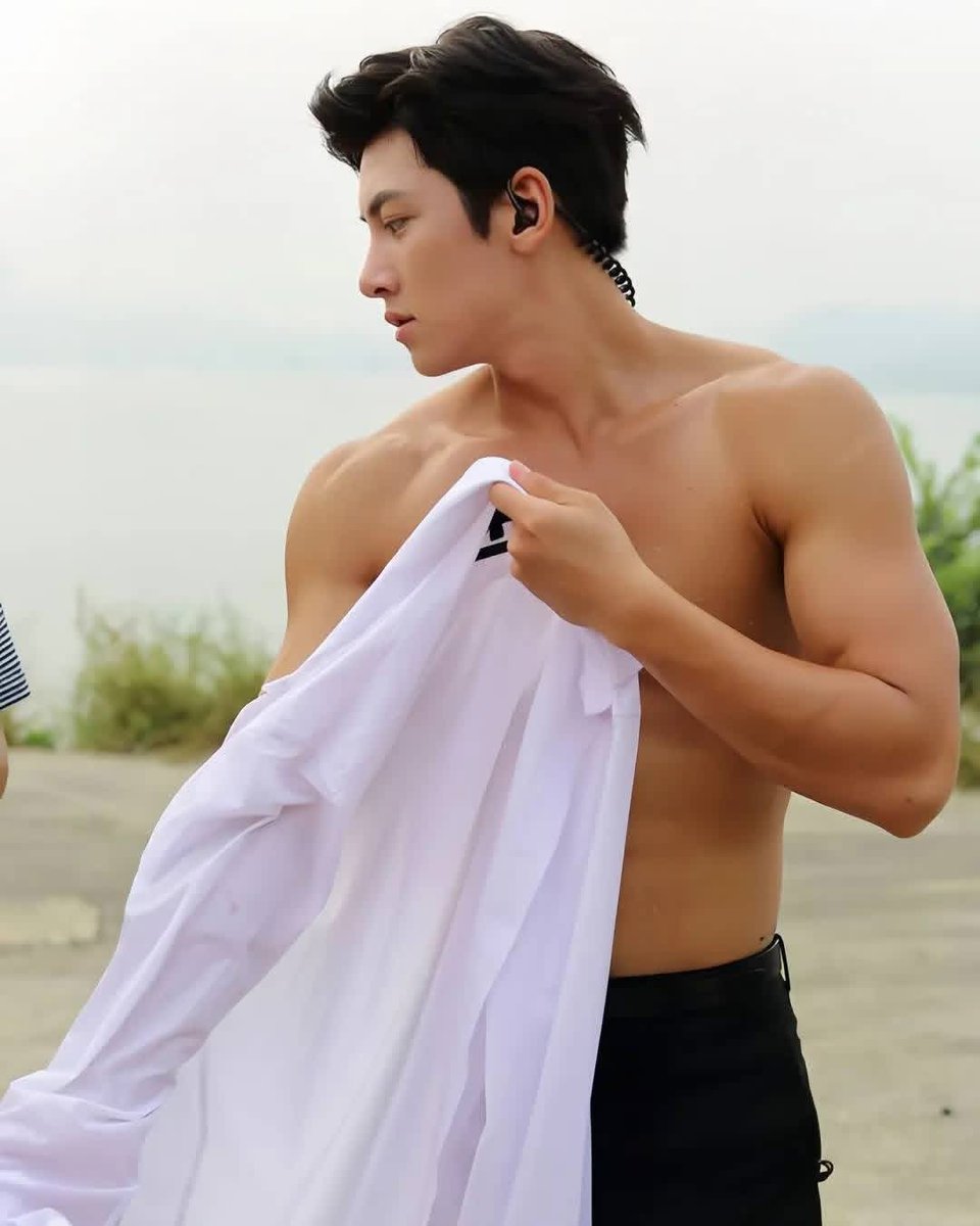jichangwook020's tweet image. Honestly, in the K2 series, Ji Chang Wook is very handsome, basically perfect 😍😍😍😍 #TheK2 #Kd #korea