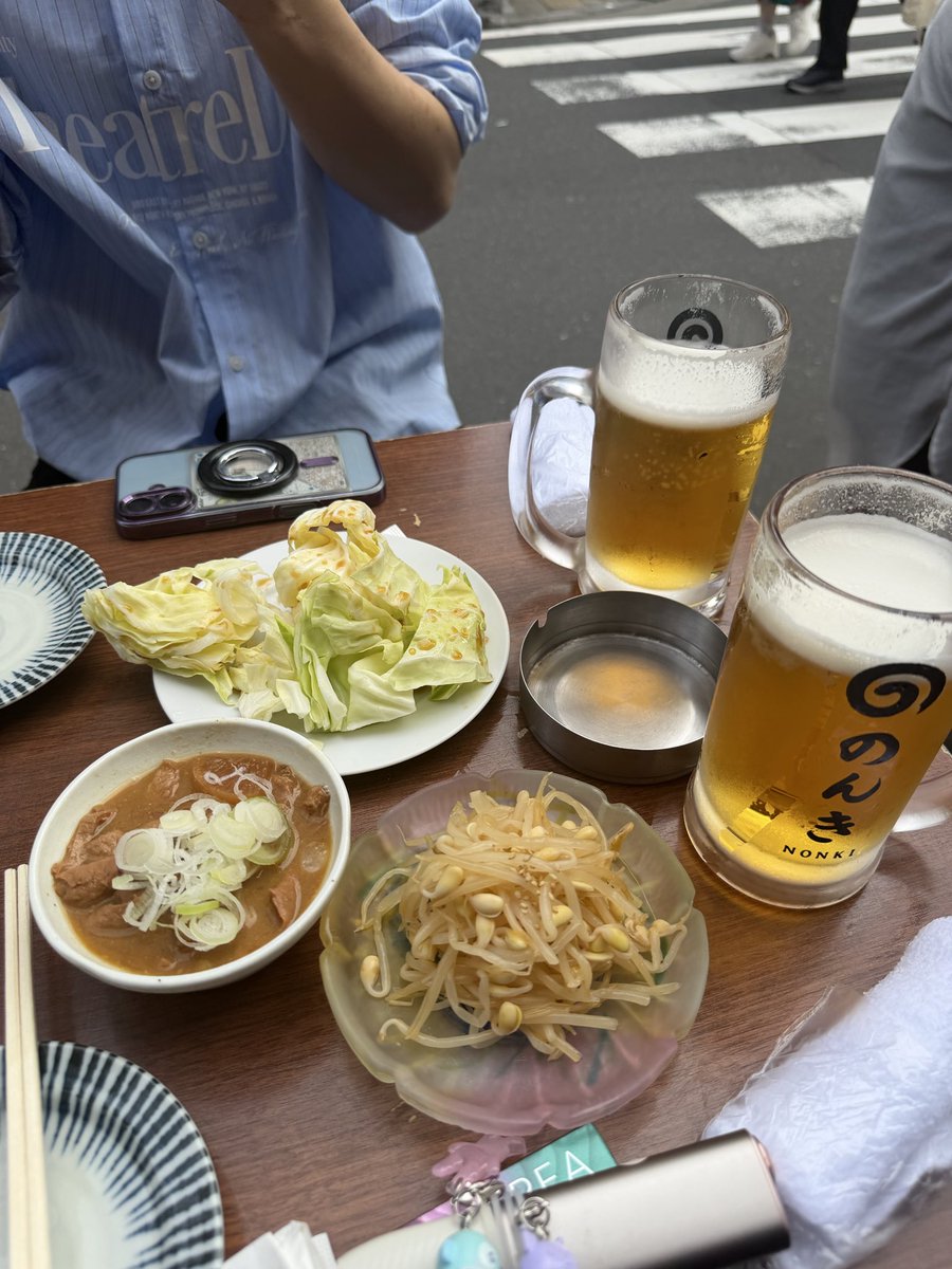 もか tweet media