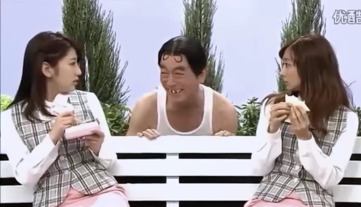 デージ tweet media