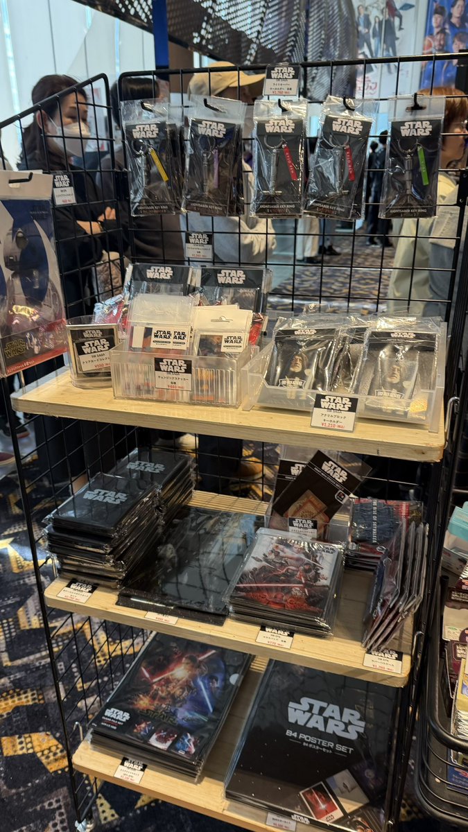 ミッドランドスクエアシネマ　スターウォーズグッズ販売今日から上映館で販売です🤚