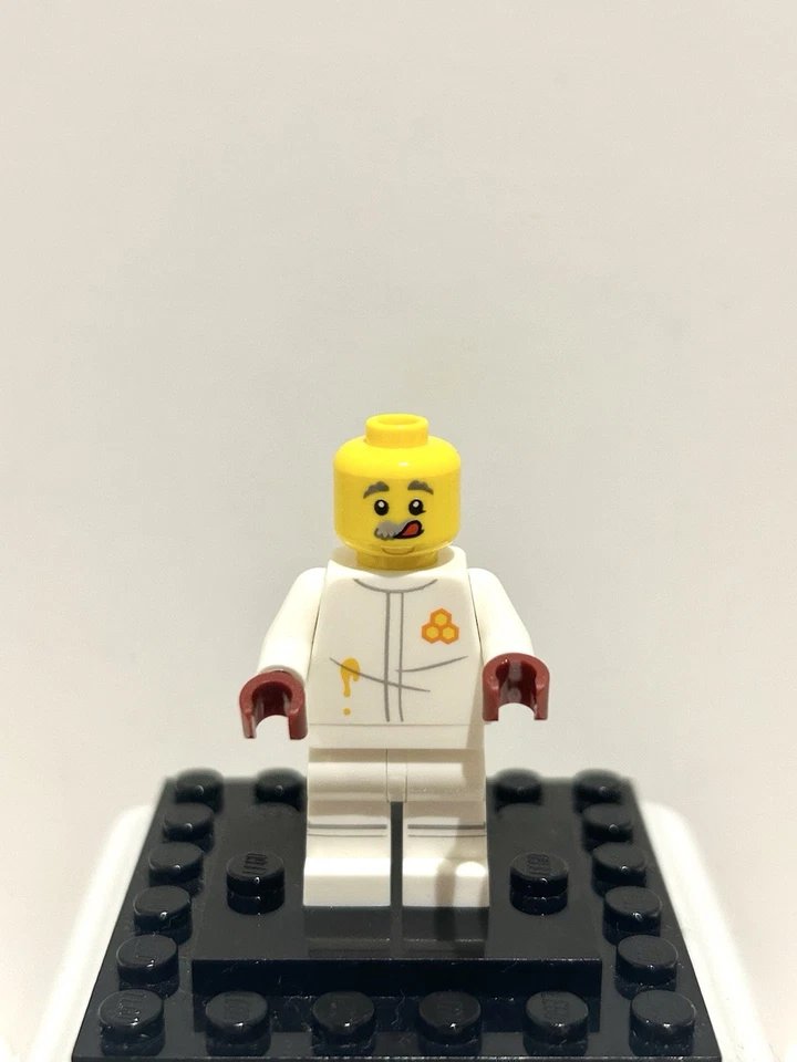 infinitybricks8's tweet image. Creating a little buzz in the collection today. This Beekeeper is sweet as honey and perfectly detailed 🐝

#LEGO #LEGOminifigures #LEGOcollection #LEGOcommunity #LEGOaddictAFOL #LEGOreseller #LEGOforsale #LEGOBeekeeper #Series21 #LEGOPhotography #SaveTheBees