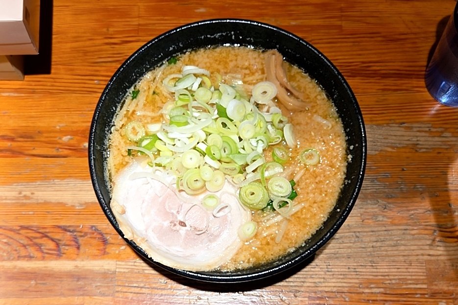 ら ー め ん！！！！！ 大 阪 ラ ー メ ン 日 記 ❤︎ (@zen.ramen98) • Instagram photos and