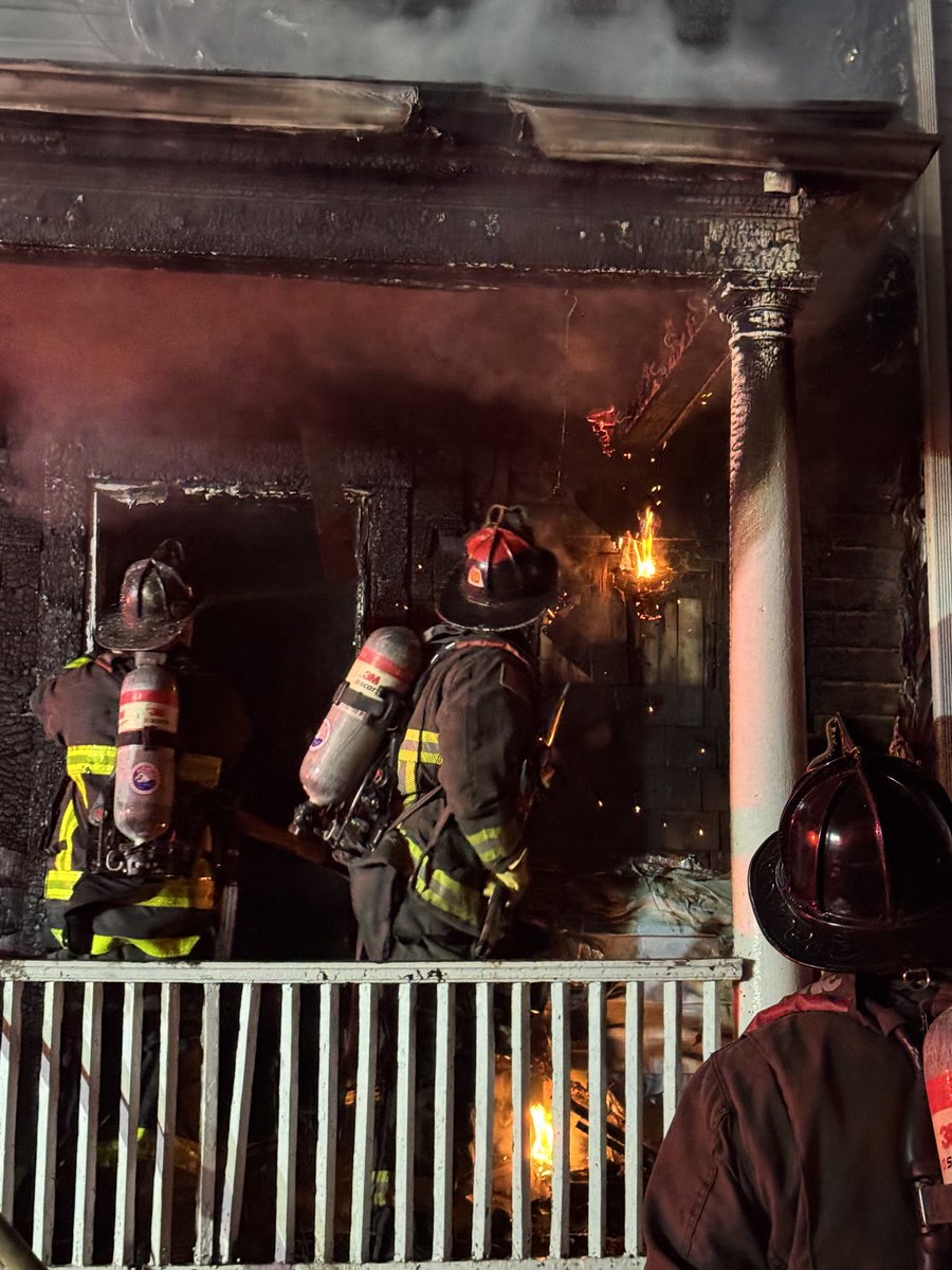 Boston Fire Dept. tweet media