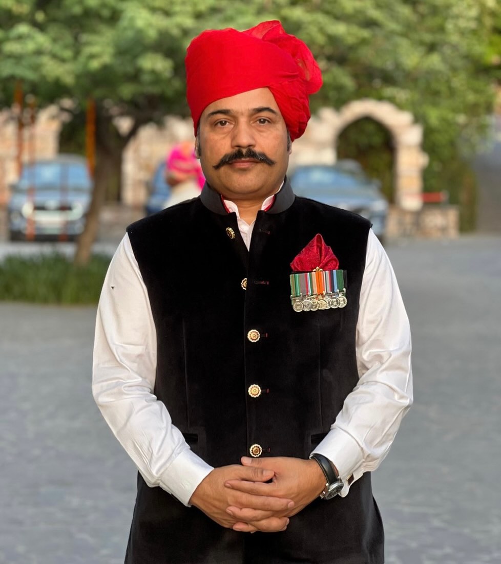 PushpenderBJYM's tweet photo. राजस्थान लोक सेवा आयोग के सदस्य आदरणीय बड़े भाईसाहब कर्नल केसरी सिंह जी राठौड़ आपको जन्मदिवस पर बहुत बहुत बधाई शुभकामनाए ❤️ https://t.co/wHWE7ISsrG