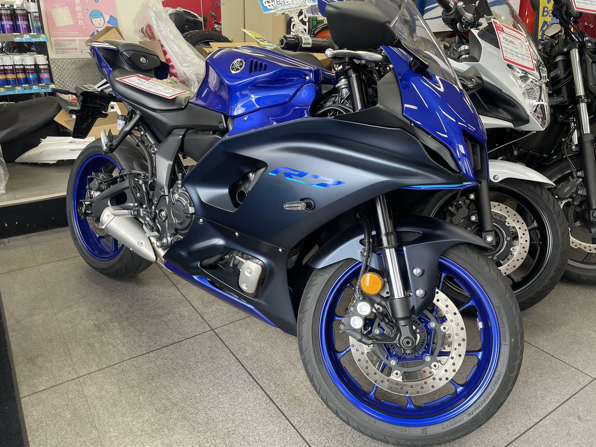 新型のYZF-R7がもう時期入荷されるので 、特選中古車のYZF-R7の価格を調整しました Goobikeをチェック よろしくお願いします🙇 ...