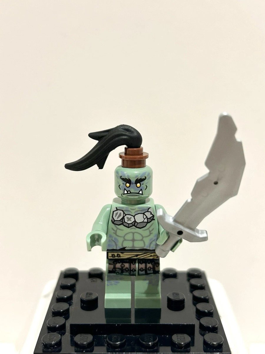 infinitybricks8's tweet image. Straight from the depths of Shintaro! Moe is small, but he’s got a big personality for the Master of the Mountain crew 🏔️

#LEGO #LEGOminifigures #LEGOcollection #LEGOcommunity #LEGOaddictAFOL #LEGOreseller #LEGOforsale #NinjagoMoe #MasterOfTheMountain #LEGONinjago #Shintaro
