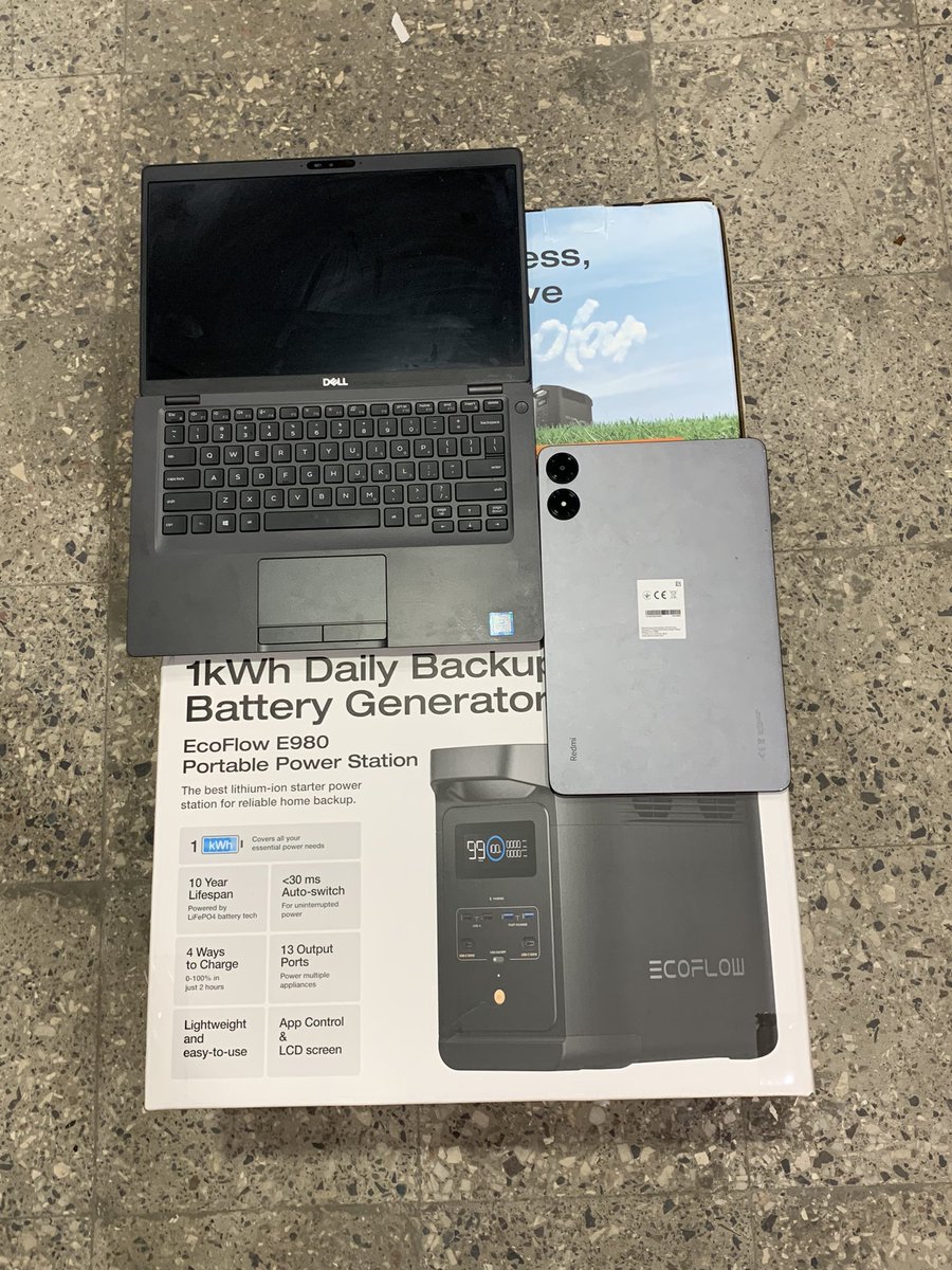 Val Gadgets tweet media