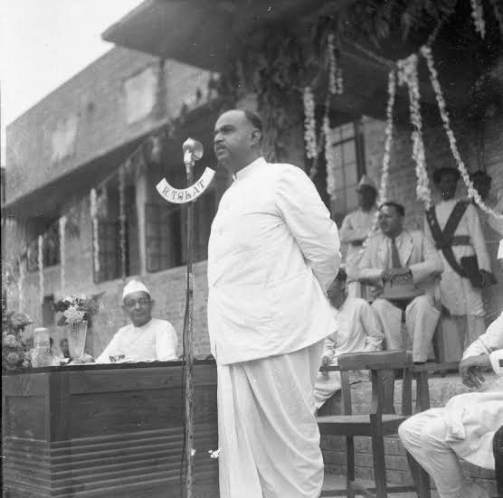 akashonpoint's tweet photo. अंधेरा छटेगा, सूरज निकलेगा, कमल खिलेगा 🪷

#WestBengalLegislativeAssemblyelection2026 https://t.co/ThirDruVB7
