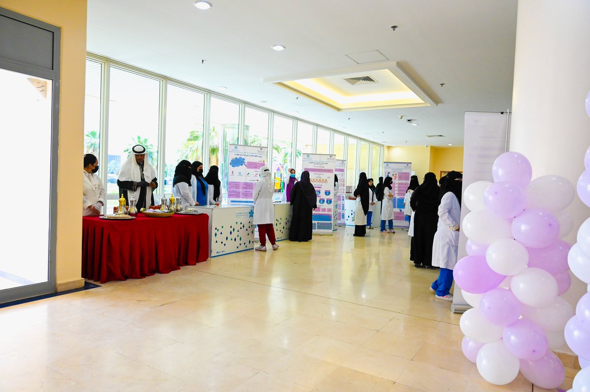 IAU_KSA's tweet photo. نفّذ قسم تقنية التخدير بكلية العلوم الطبية التطبيقية بالجبيل التابعة لـ #جامعة_الإمام_عبدالرحمن_بن_فيصل وبالتعاون مع مستشفى الولادة والأطفال بالدمام، حملة “مستقبلك بلا ألم يبدأ اليوم” بهدف تعزيز الوعي الصحي بأسلوب مبسط وتفاعلي.

و تضمّنت الحملة توعية الأمهات بخيارات تخفيف الألم أثناء الولادة ، والتعريف بمراحل  التخدير  للأطفال، وسط تفاعل مميز مما يعكس أهمية نشر الثقافة الصحية.
@IAU_CAMSJ