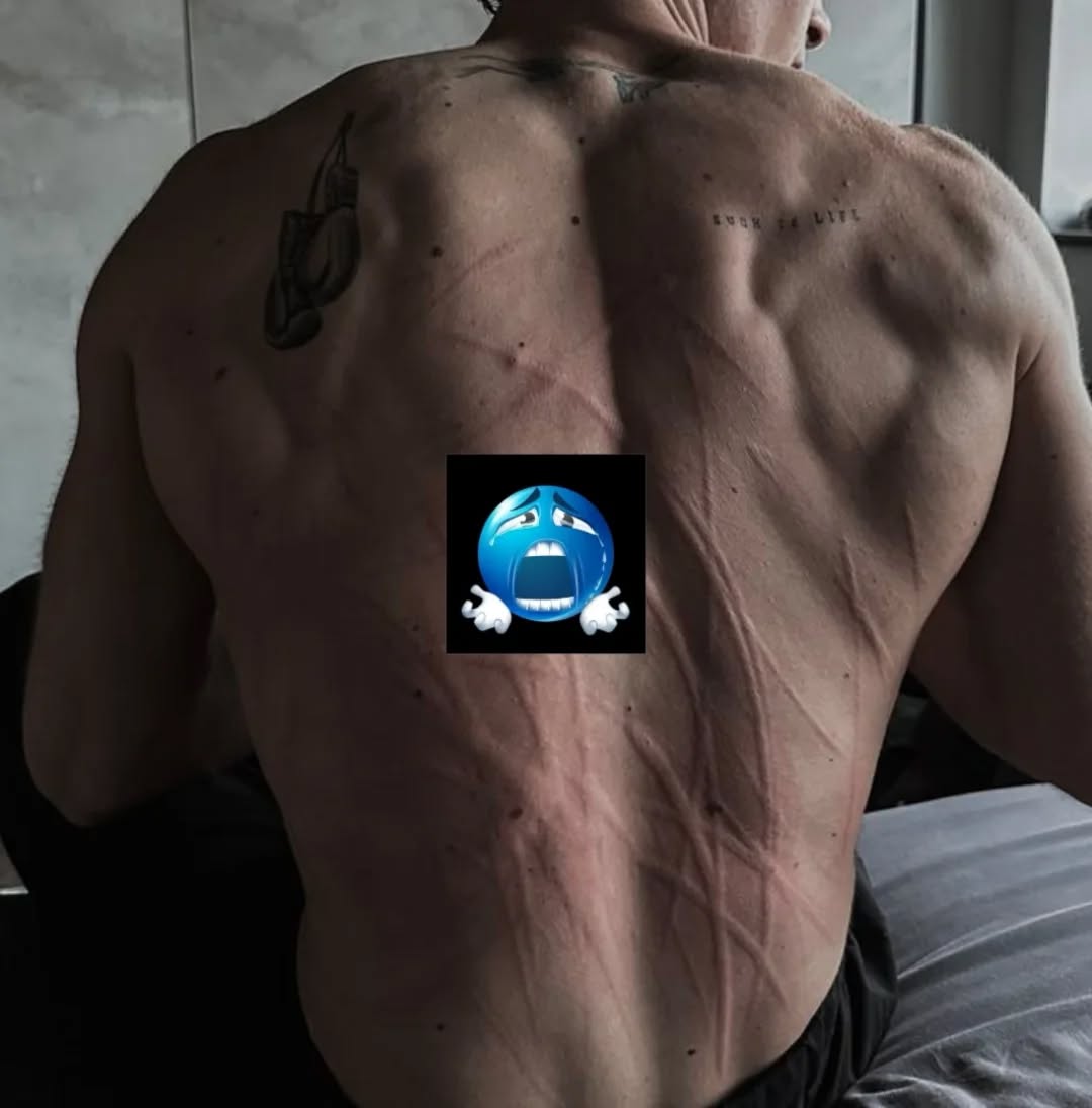 𝐒𝐜𝐫𝐨𝐥𝐥 𝐩𝐢𝐜𝐬 tweet media
