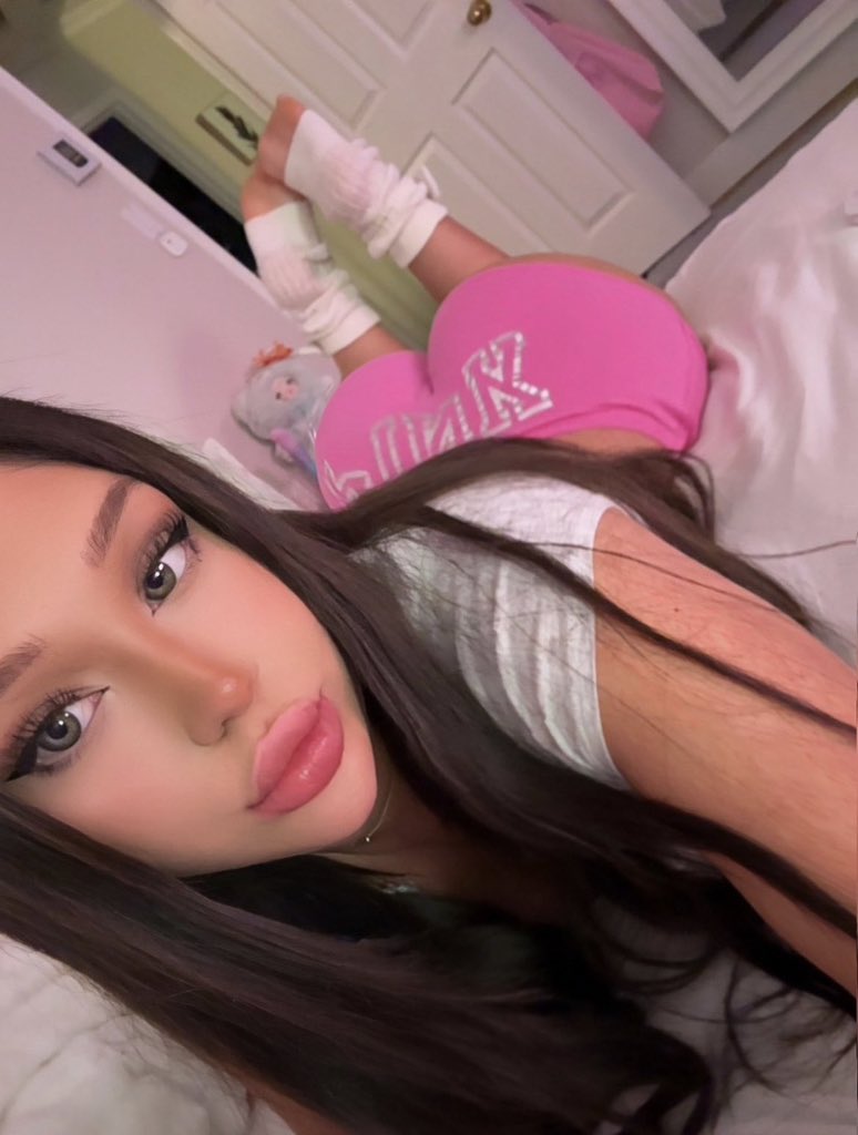 Mimi tweet media