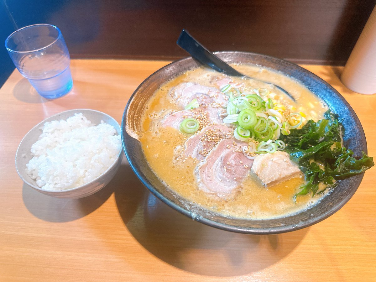 おにぃ？🍜 tweet media