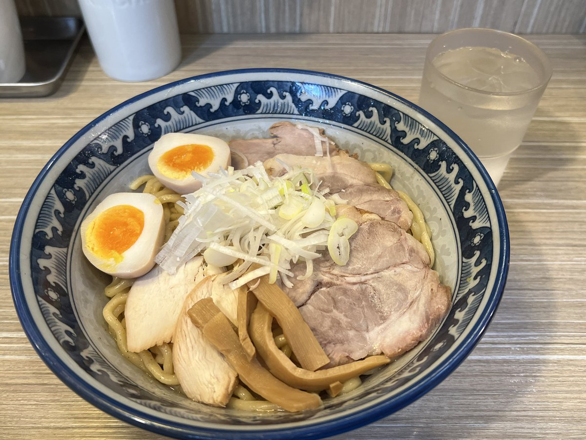 釈迦如 tweet media