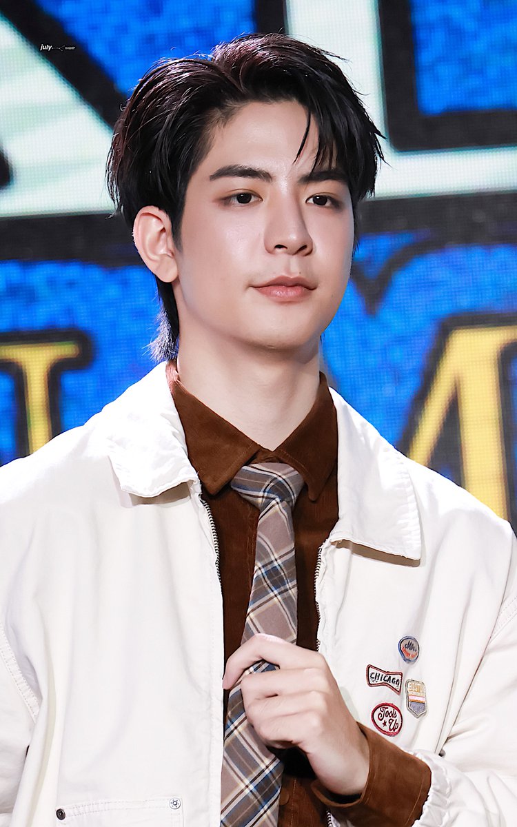 𝐉𝐮𝐥𝐲 ㅡ . tweet media