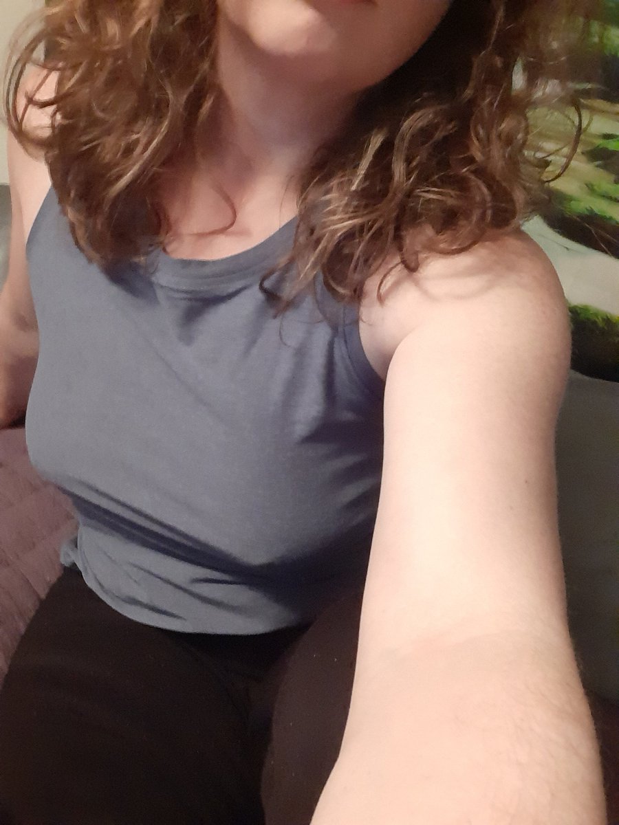 valhallacircles's tweet image. Happy (clothed) Monday. Yall couldn't handle the lingerie. :)

#nips #gymrat #nofilter #nsfwtwtًً  #nsfw