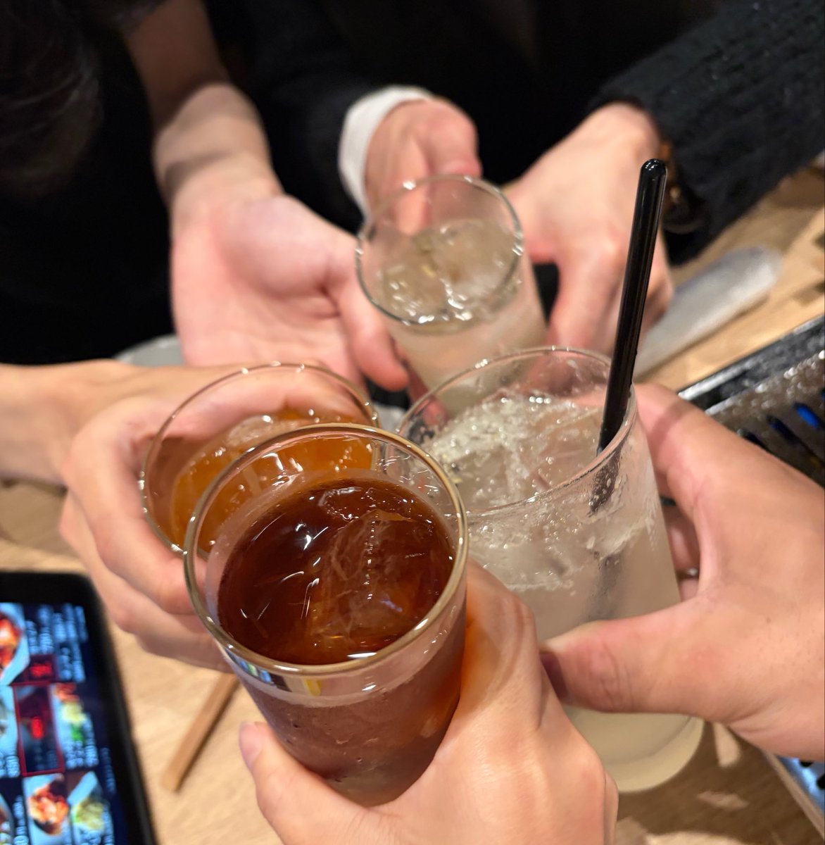 ari00tarou's tweet photo. クランメンバーとオフ会！！
久しぶりに集まれて楽しかった！ https://t.co/L2zotADAr6