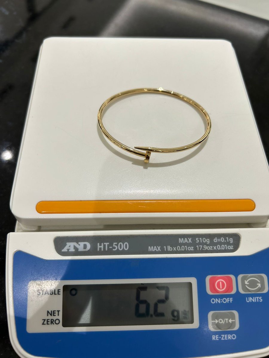 SisiArinGold's tweet photo. Gold morning 💫💫💫

18karat solid gold Cartier bracelets available 

Frame 1- 1,240,000N

Frame 2&amp;3 - 1,260,000N

Please kindly RT , refer and patronize 🤩🙏🏼 https://t.co/Ts6ONV9Mzb