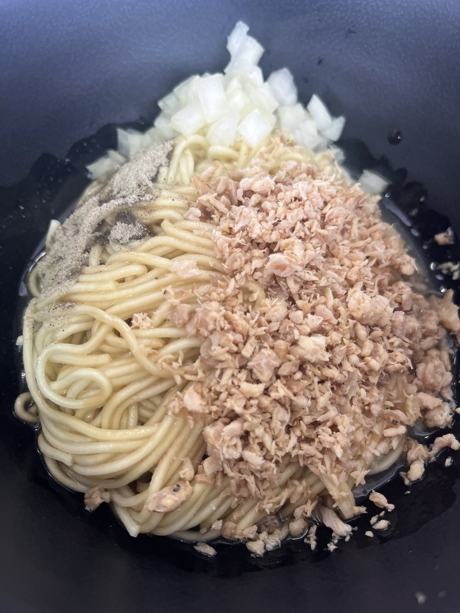 麺.コム tweet media