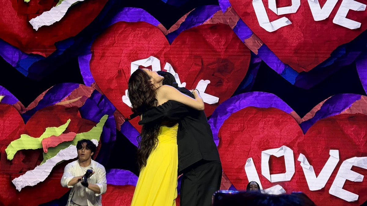 Sakop na sakop ni Goyo ang Chinita

Wagas!!! Mukhang mahigpit at napaliyad pa ang atecco

LOVE KIMPAU WORLD TOUR
#KimPau #KimChiu #PauloAvelino 

Ctto:  KPUO